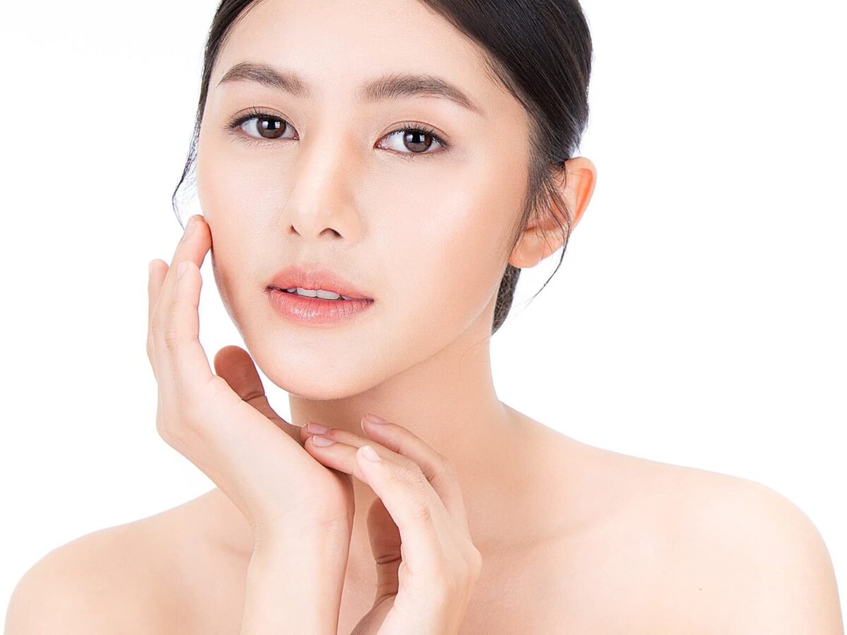 How Chin Fillers Help You Achieve The Ideal V-Shape Face