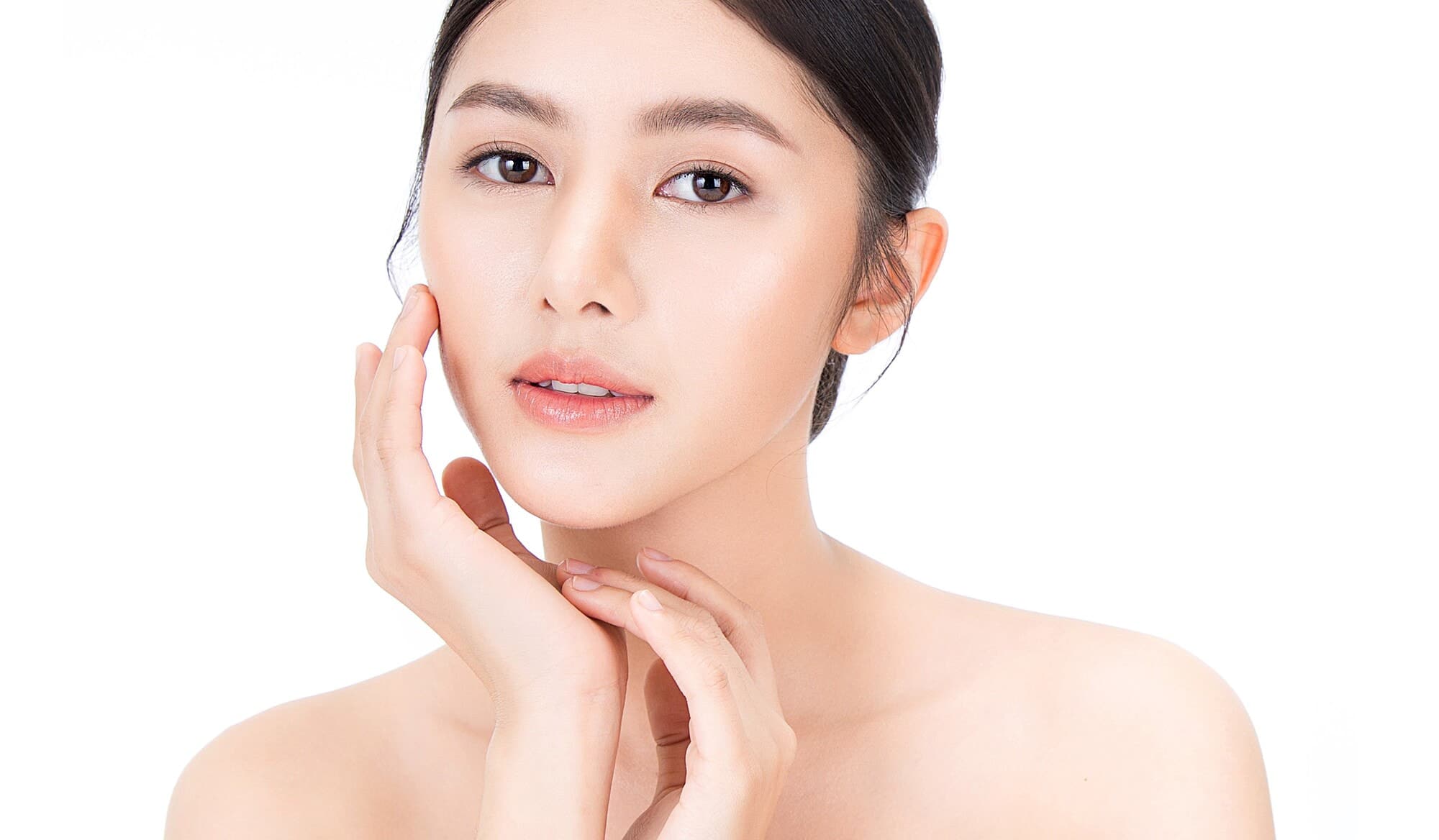 How Chin Fillers Help You Achieve The Ideal V-Shape Face