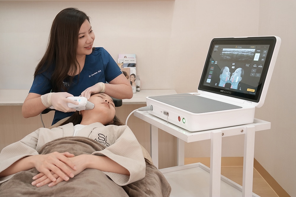 An image of SL Aesthetic Clinic Doctor using Ultherapy Prime Device on a Patien for a Treatment